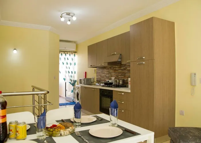 Duplex 1 Bedroom With 2 Bathrooms- Sleep 4 Sliema