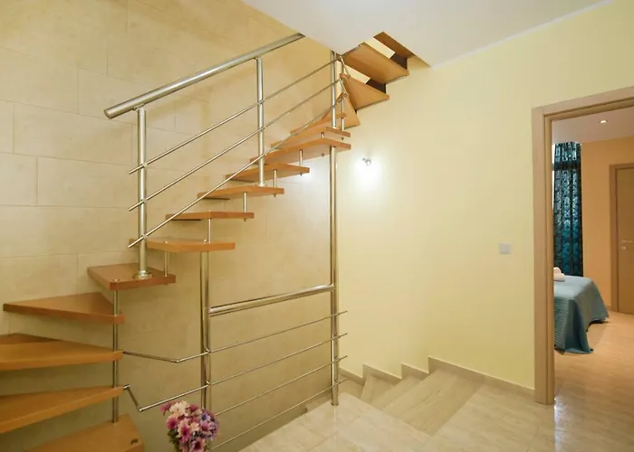 Duplex 1 Bedroom With 2 Bathrooms- Sleep 4